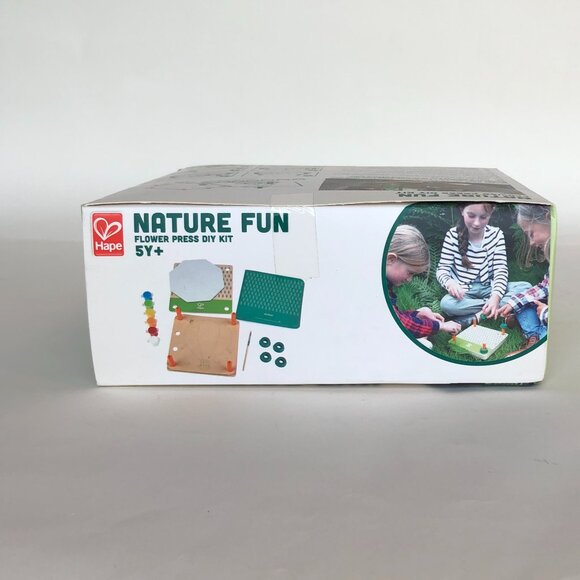 New in Box Hape Flower Press DIY Kit-Nature Fun 5+🌺 - Picture 12 of 14